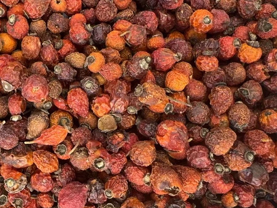 Dried rosehip shells